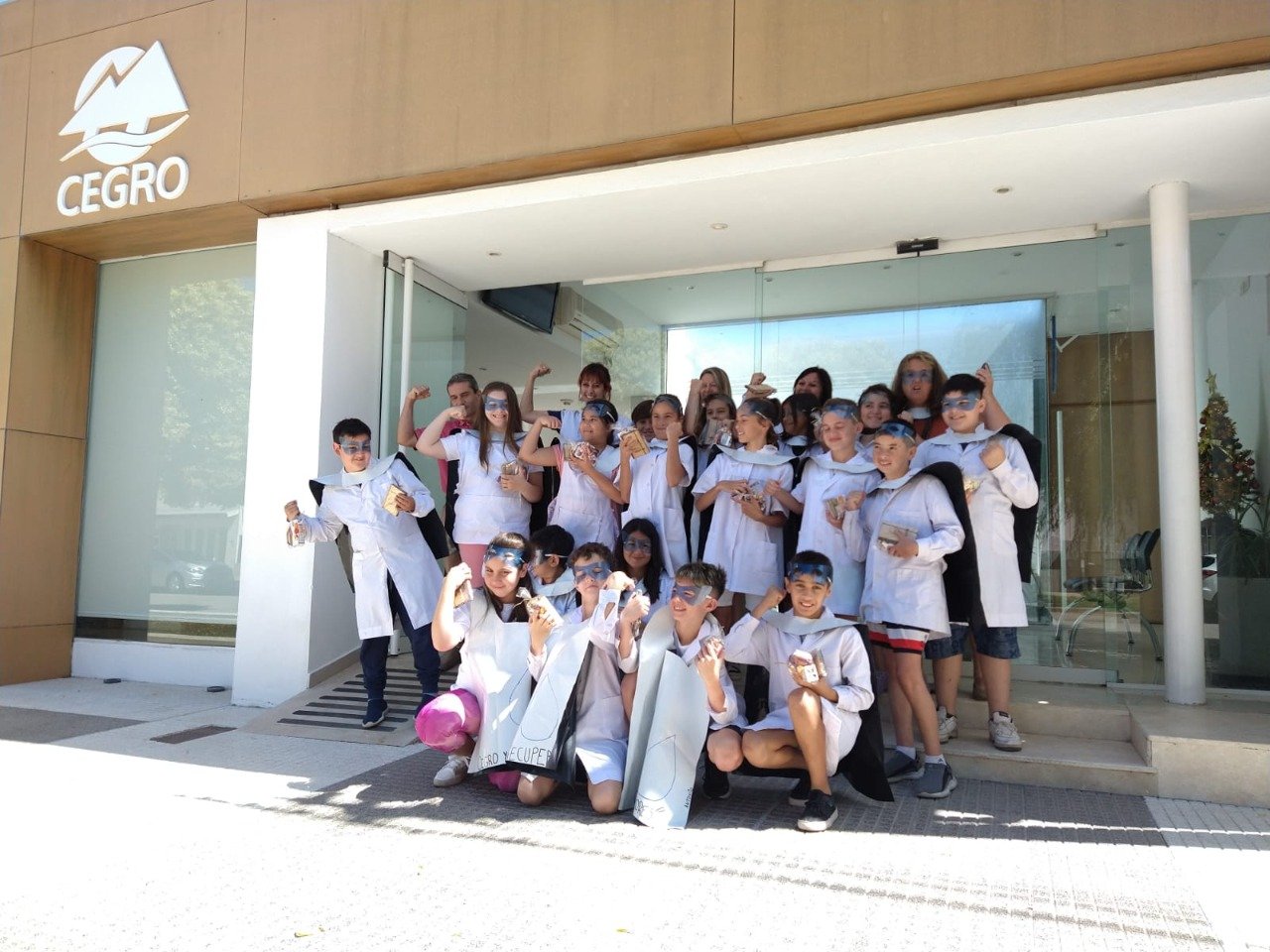 El auditorio de CEGRO se colmó de ¡Super Héroes!